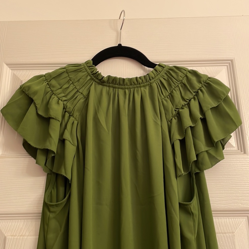 Lark & Ro Blouse. NWOT. - Picture 4 of 5